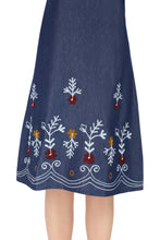 Load image into Gallery viewer, Denim dress with embroidery 1829 Half Sleeve