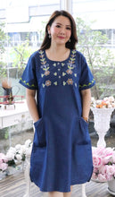 Load image into Gallery viewer, Denim long kurti half sleeve Round neck 1749