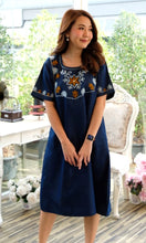 Load image into Gallery viewer, Denim dress half sleeve with embroidery 5