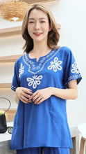 Load image into Gallery viewer, Rayon Top Half Sleeves T-02-Blue
