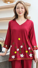 Load image into Gallery viewer, Rayon Top Big-V Embroidered T-04-Maroon
