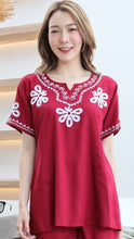 Load image into Gallery viewer, Rayon Top Half Sleeves T-02-Maroon