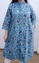 Load image into Gallery viewer, Cotton Chick Print Long Shirt Dress 4
